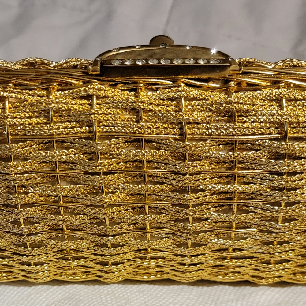 Clutch purse